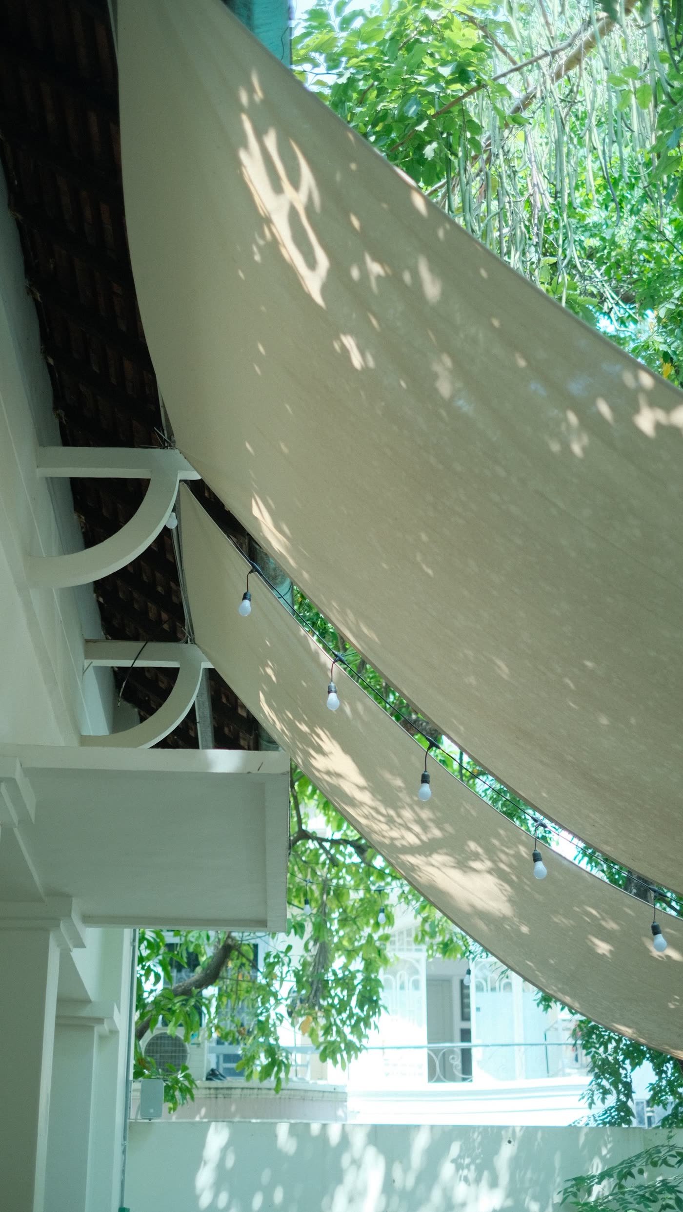 Wire-Cable Retractable Canopy