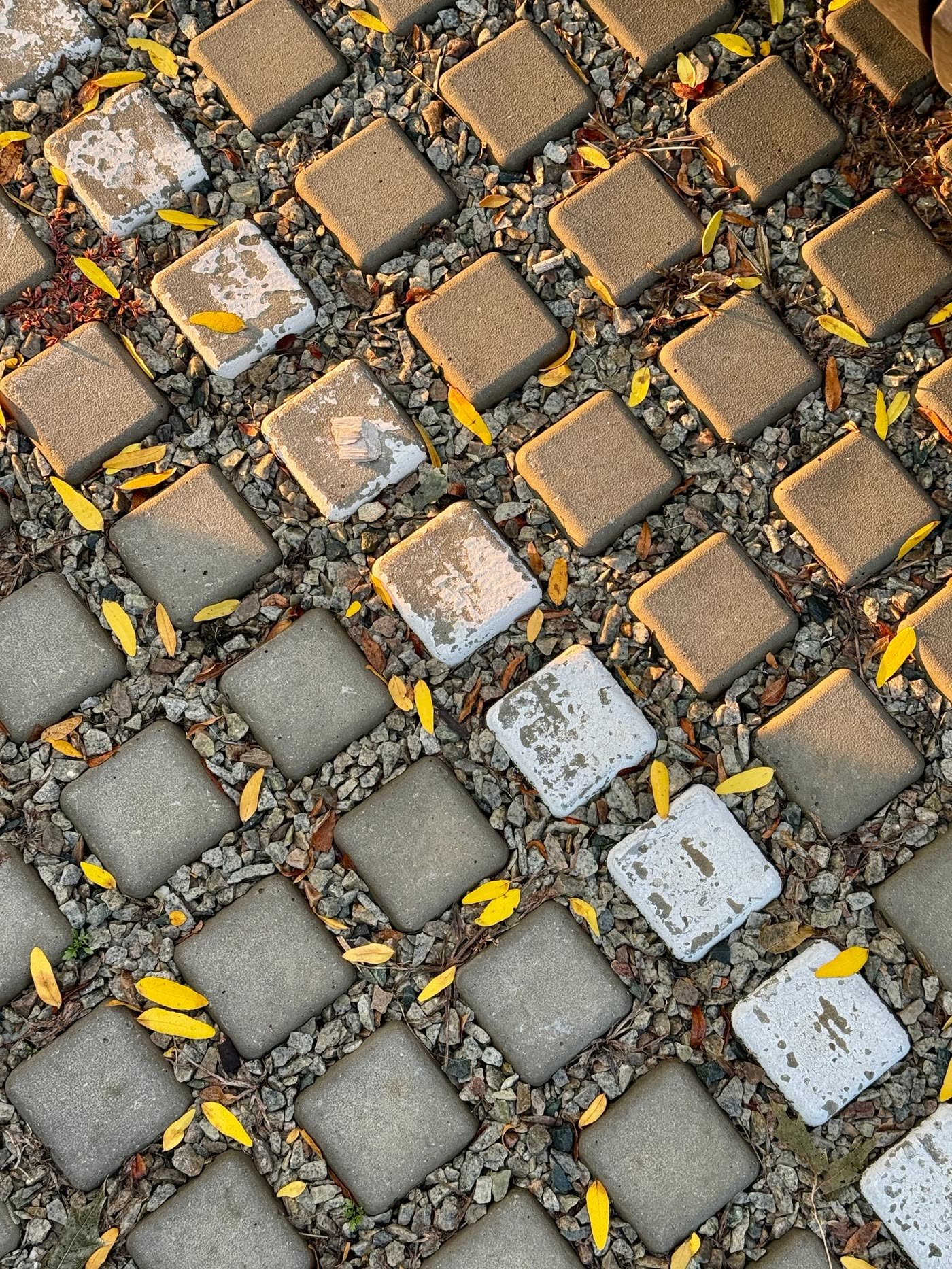 Gravel-Joint Stone Pavers
