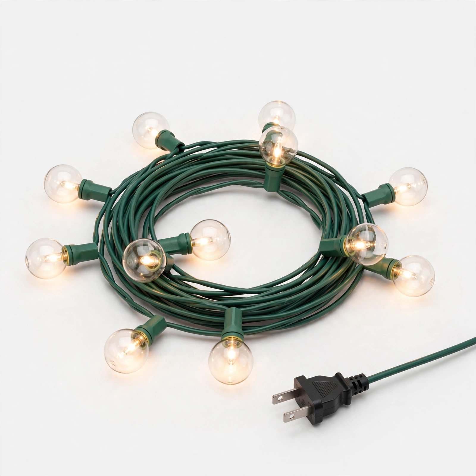 Outdoor Christmas string lights (warm white, plug-in)