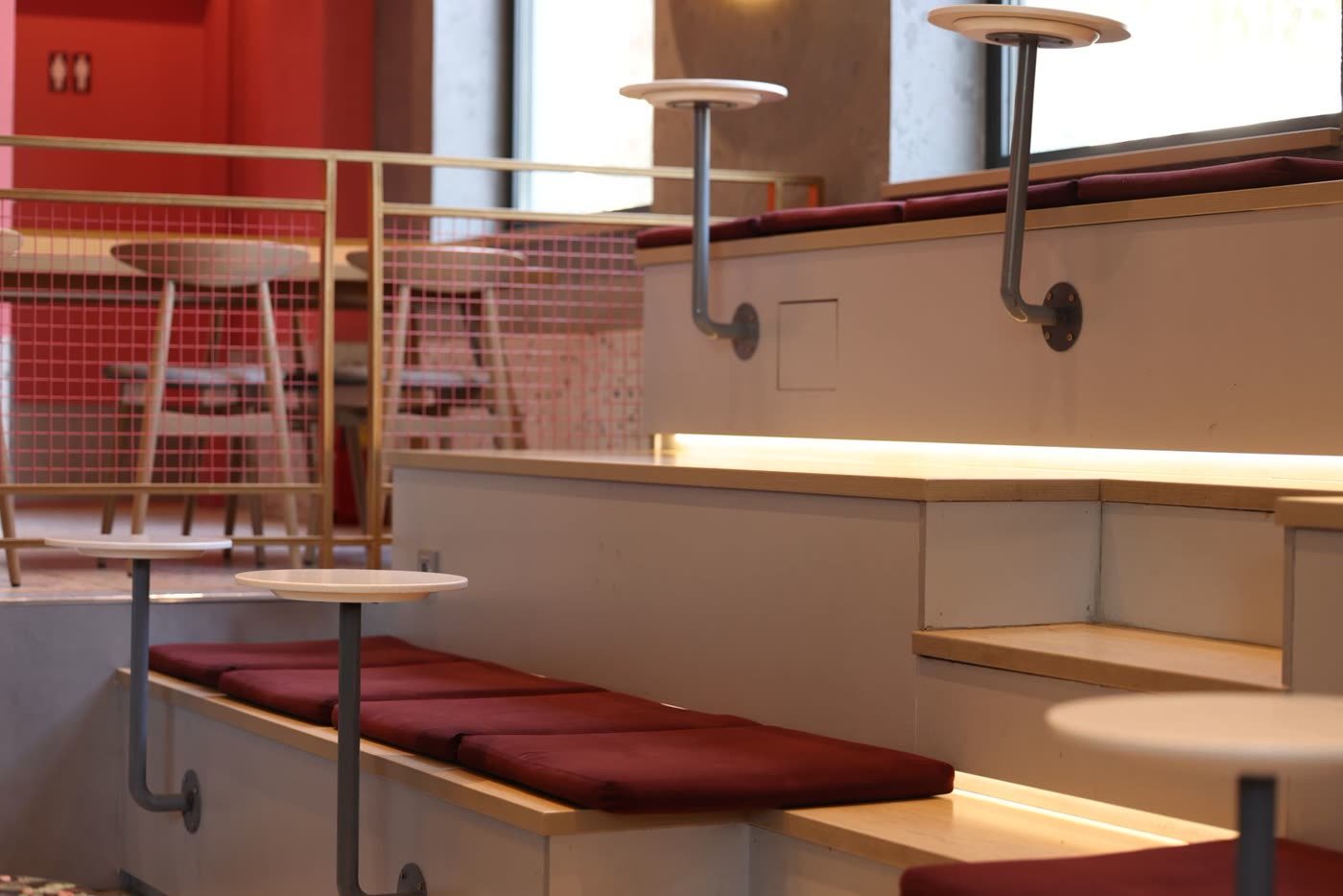 Raised Edge Seating
