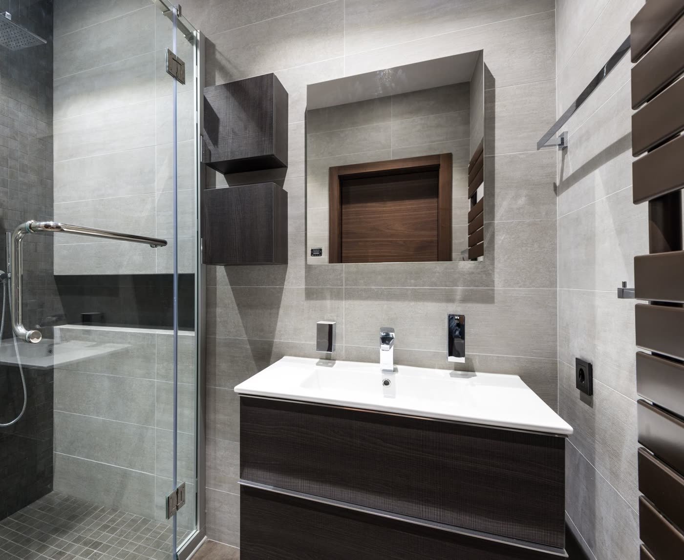 Dark Interior Finish